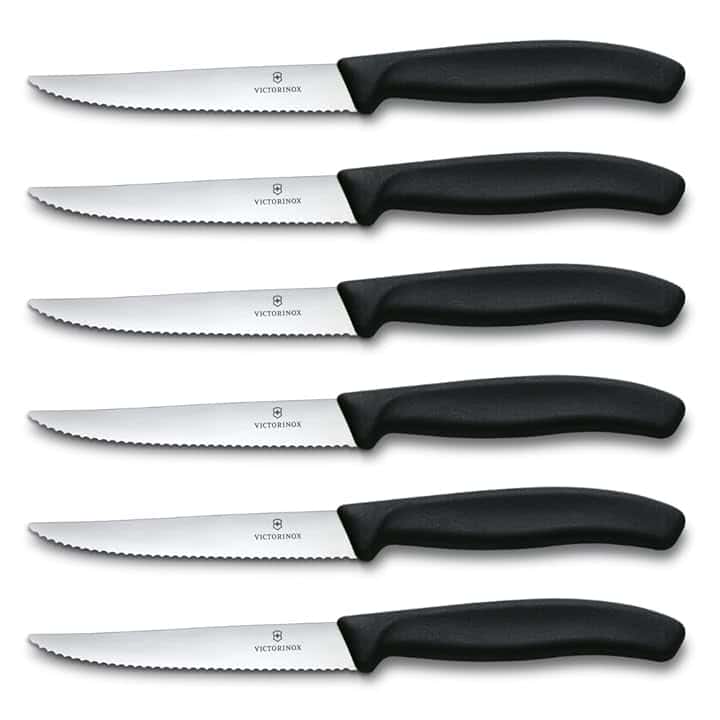 Victorinox Set di Coltelli Bistecca e Pizza Professionali Swiss Classic, 6 Pezzi, Coltelli da Tavola, Lame Affilate Ondulate, 11 cm, Manici in Plastica, Nero