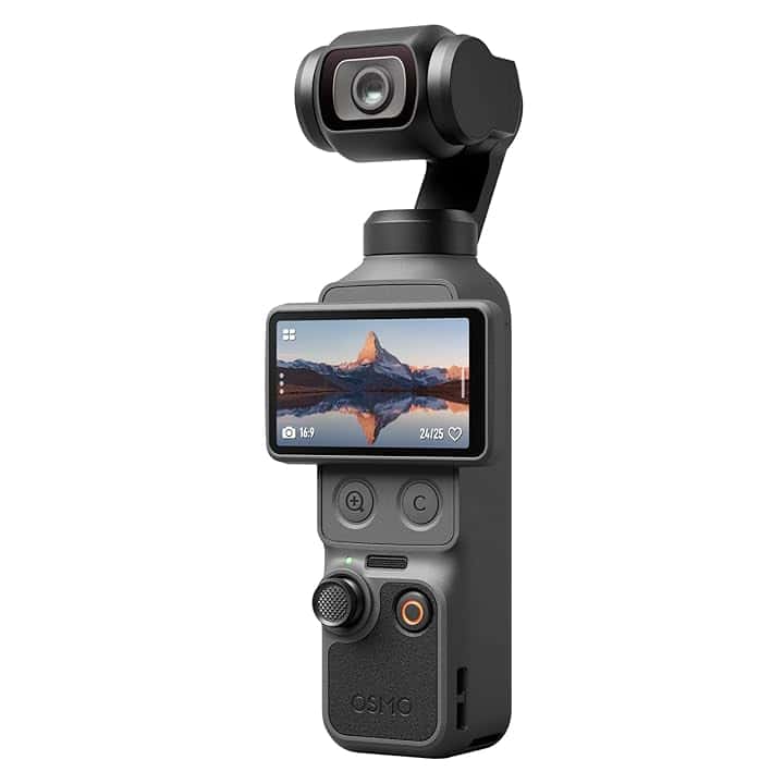 DJI Osmo Pocket 4 Combo Essential, fotocamera stabilizzata tascabile per vlog, CMOS da 1″ e 4K/240fps, stabilizzazione a tre assi, 14 stop di gamma dinamica, 107 GB di memoria integrata