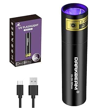 DARKBEAM Torcia UV Luce nera 395nm ultravioletta, Lampada di Wood Mini Portatile Potente Blacklight Ricaricabile USB, per Rilevare di urina animale domestico, vetro all'uranio, ambra, resina ClimatePartner certified