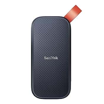 SanDisk Portable 1TB SSD Esterno, SSD Portatile, Unità a stato solido NVMe, fino a 800 MB/s, Un'unità di storage affidabile per il backup di contentuti e ricordi, robusto gancio in gomma