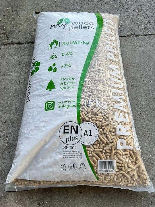 PELLET DI FAGGIO E ABETE- ALTO POTERE CALORIFICO (1 SACCO DA 15 KG)