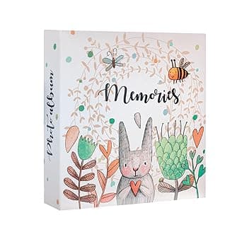 Grupo Erik Album Fotografico 10x15 cm Cute Rabbit - Album Foto con 200 Tasche, 2 per Pagina, Copertina Rigida e Personalizzabile, con Spazio per Note e Commenti The Forest Stewardship Council
