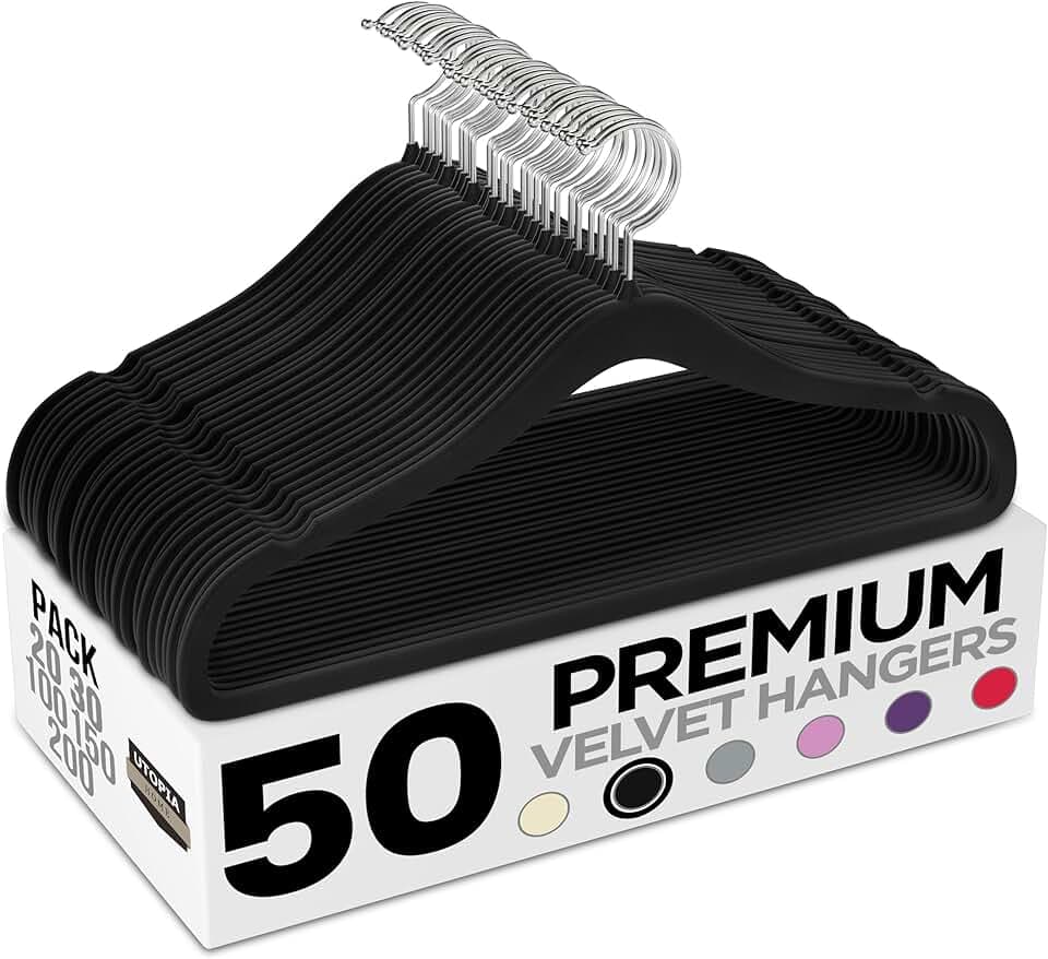 Utopia Home Appendini in velluto - grucce appendiabiti, appendini armadio per camicie, giacche e abiti, Antiscivolo e resistente (Nero, confezione da 50)