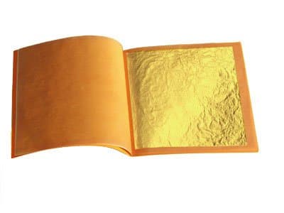 lotto di 10 foglie d'oro commestibili 43 mm X 43 mm 100% puro 24 carati
