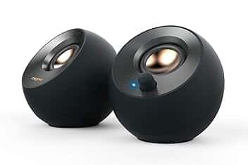 Creative - Pebble V2, Altoparlanti da scrivania con alimentazione USB-C 2.0, ingresso AUX da 3,5 mm, fino a 8 W di potenza RMS per computer, adattatore tipo A incluso e cavo esteso (nero)