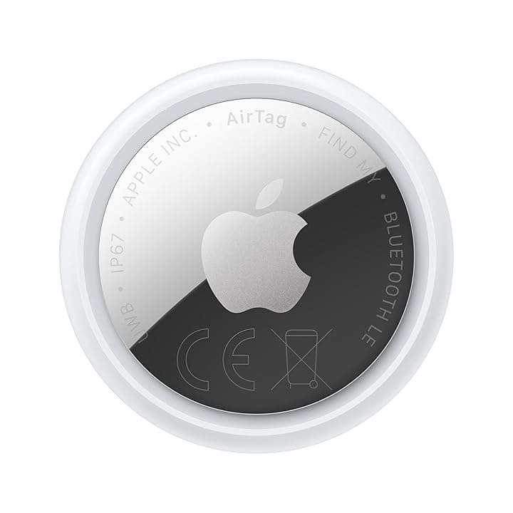 Apple AirTag (seconda generazione): utile per localizzare portachiavi, portafogli e molto altro; funziona emettendo un suono; si configura con un semplice tap da iPhone o iPad
