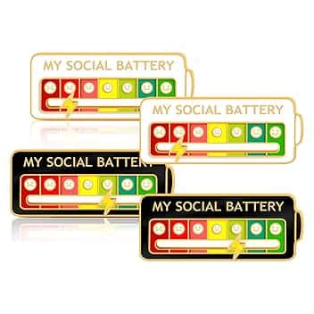 DHWEKU Batteria Sociale Pin, 4 Pezzi Divertente Spilla per L'Umore 7 Giorni, Umore Interattivo, Smalto Badge Gioielli (Bianco + Nero)