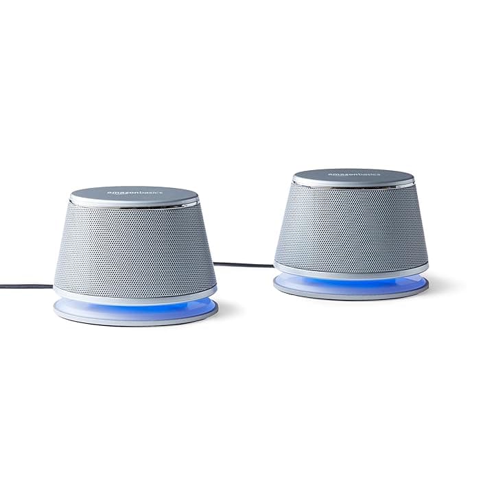 Amazon Basics Altoparlanti stereo 2.0 per PC fisso o portatile, ingresso AUX da 3,5 mm, alimentazione USB, 1 paio, argento